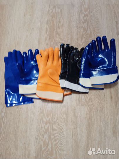 Перчатки нитриловые