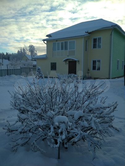 Дом 100 м² на участке 8 сот.