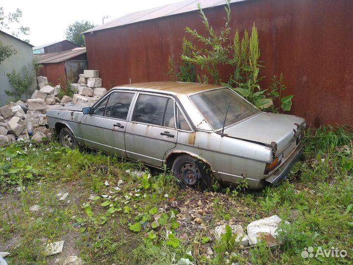 Audi 100 2.1 МТ, 1979, битый, 300 000 км