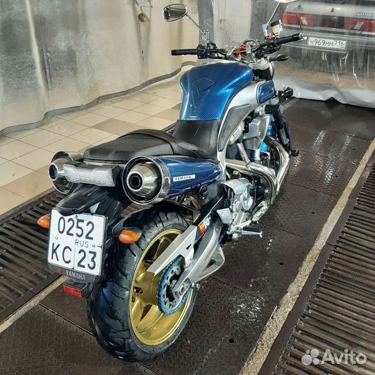 Yamaha MT 01 (Yamaha MT-01)