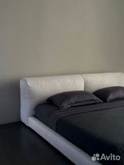 Кровать двухспальная