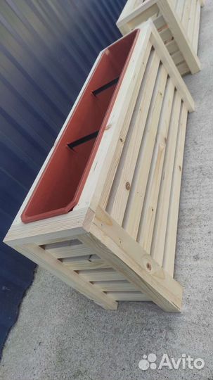 Ящики для цветов, деревянные кашпо, клумба