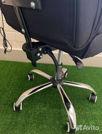 Кресло из ткани новое с массажем