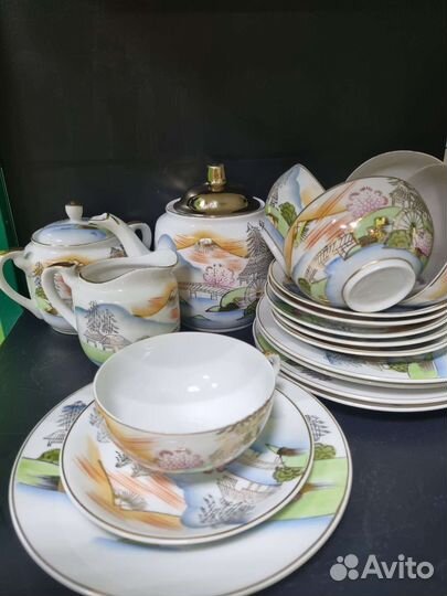 Чайный сервиз Мельница на озере, Hand painie