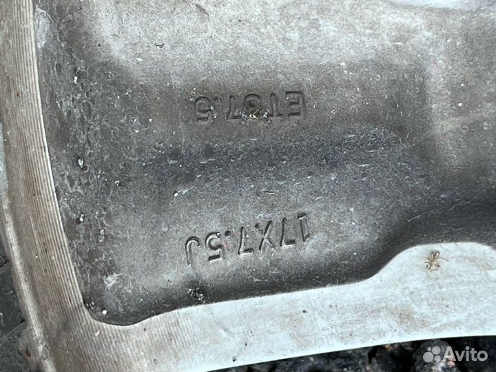Литой диск R17x7.5 5x114.3
