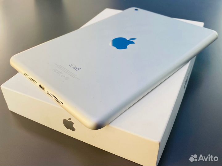 iPad mini 64GB White