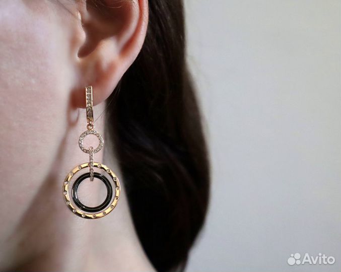 Серьги из мед золота с фианитами и керамикой