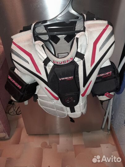 Хоккейная вратарская экипировка