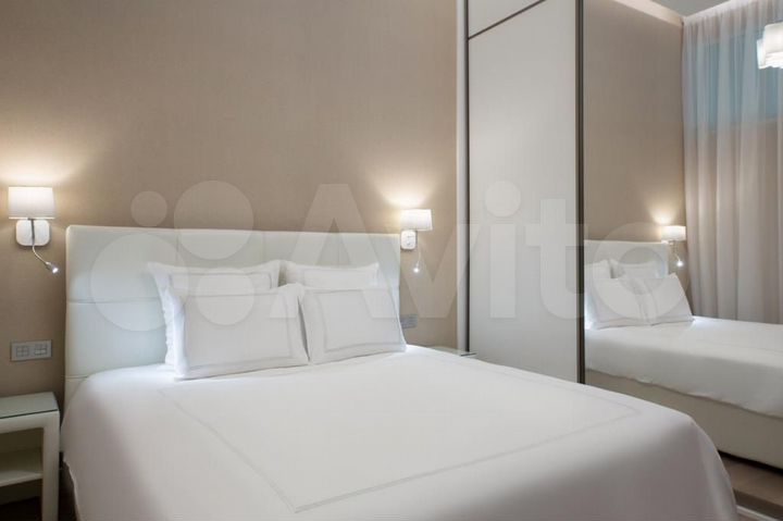 3-к. апартаменты, 90 м², 1/6 эт.