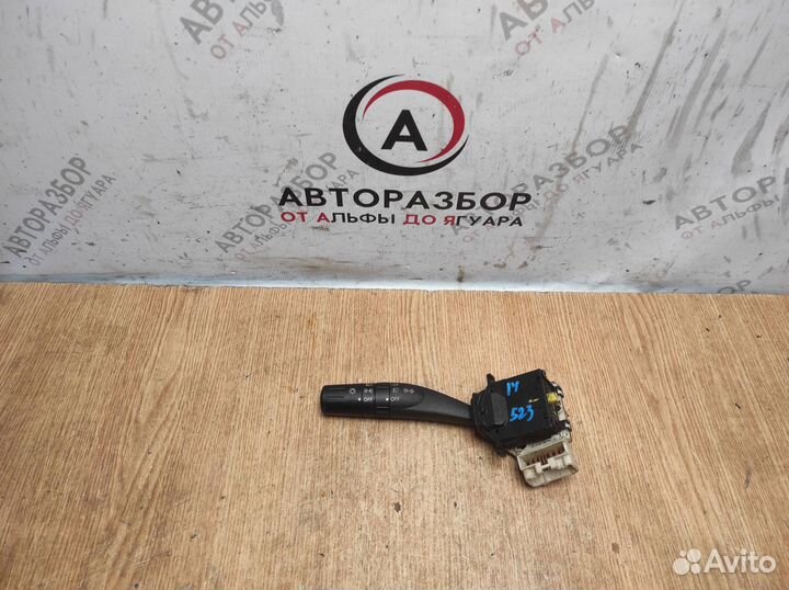 Переключатель поворотов подрулевой Subaru Legacy