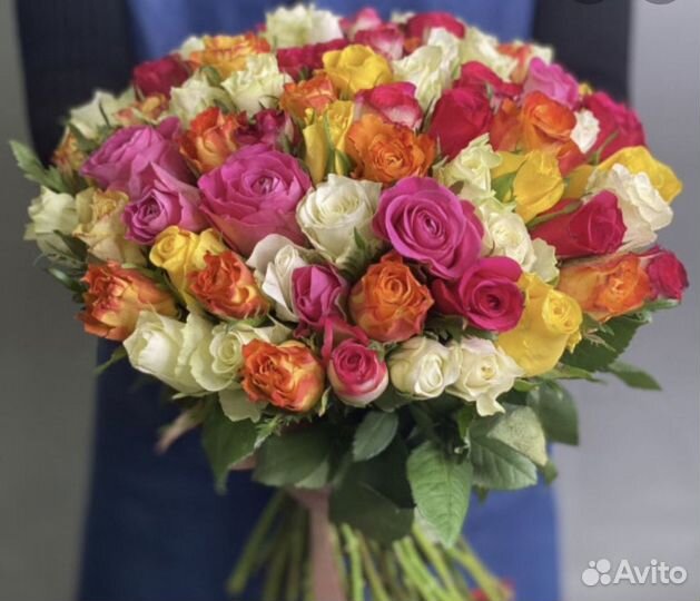 Букет 51 роза для женщины