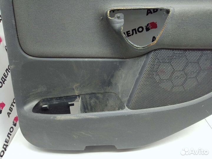 Обшивка двери з/п Volkswagen Golf MK5 2006