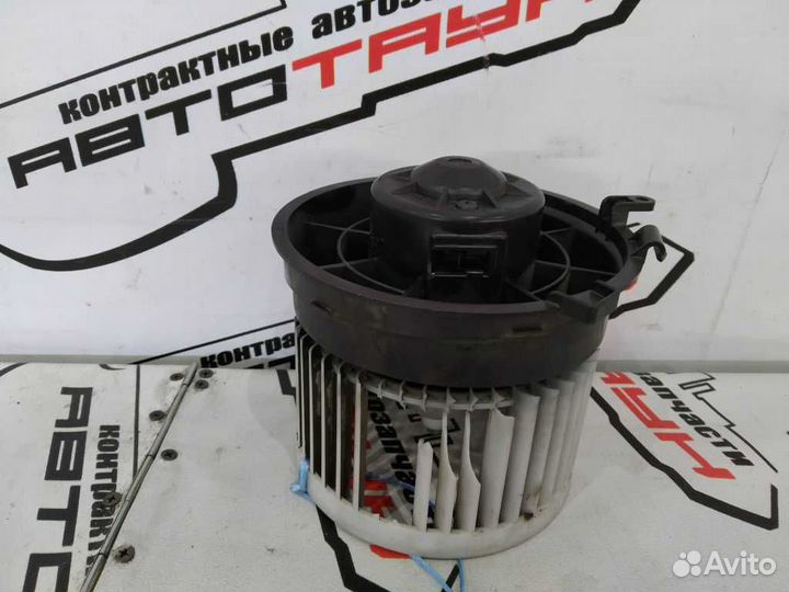 Моторчик печки nissan suzuki. lafesta landy qashqa