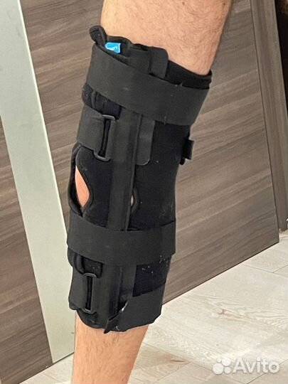 Ортез на коленный сустав