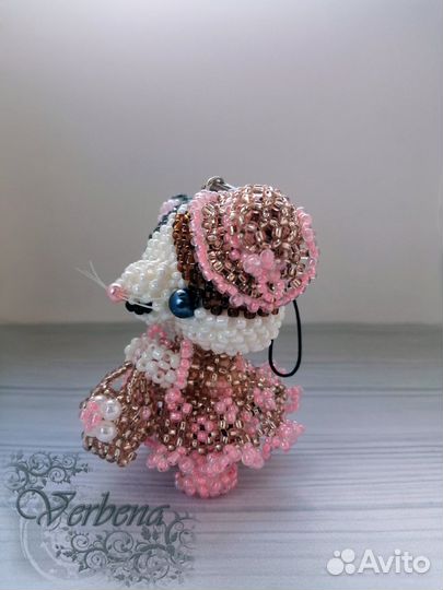 Брелок из бисера 