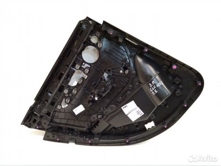 Обшивка двери задняя правая Mercedes-Benz Glc X253