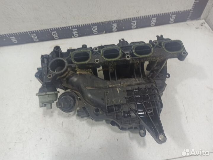 Впускной коллектор Мазда