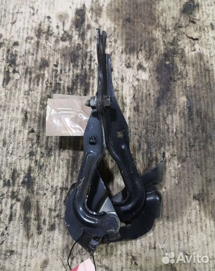 Петли капота Mazda 3 bk рест