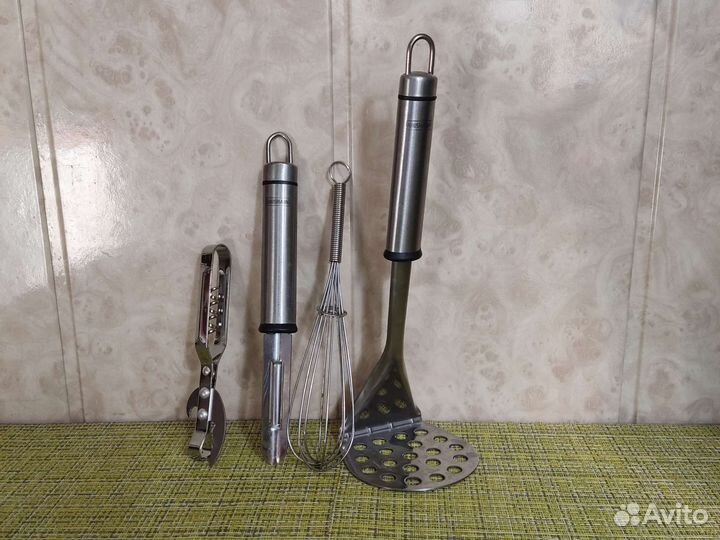 Для кухни приборы, посуда