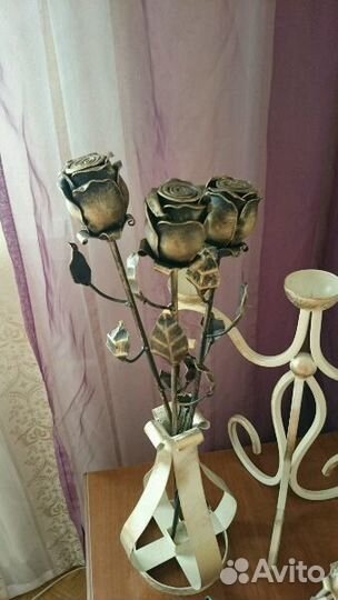 Розы кованные прекрасный и незабываемый подарок на