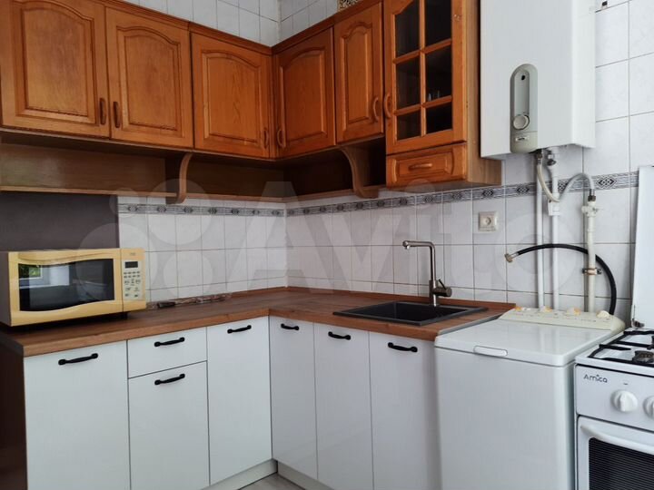 3-к. квартира, 75 м², 1/3 эт.