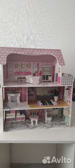 Домик кукольный