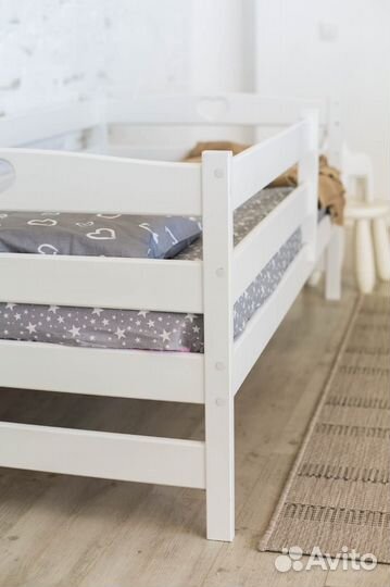 Детская кровать из массива березы