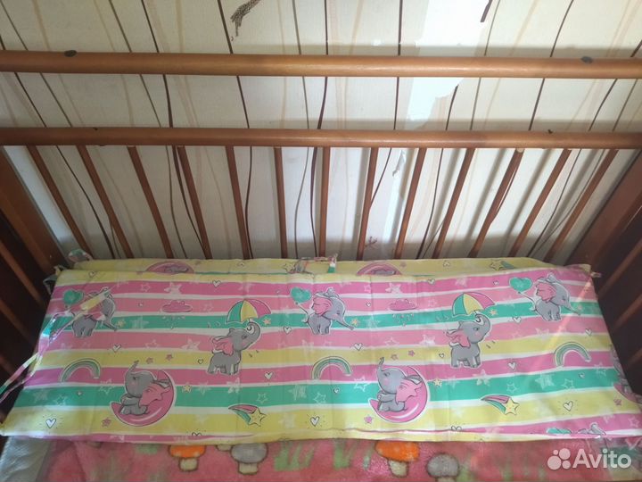 Бортики в кроватку