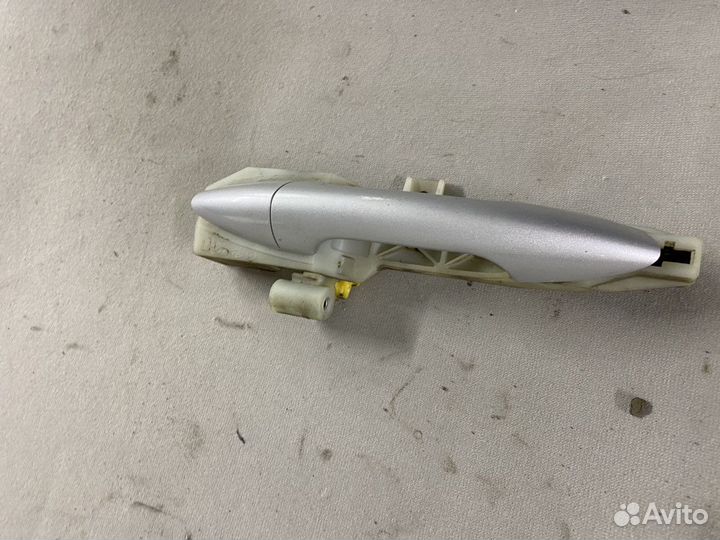 Ручка двери задней наружная левая Kia Rio (QB) III