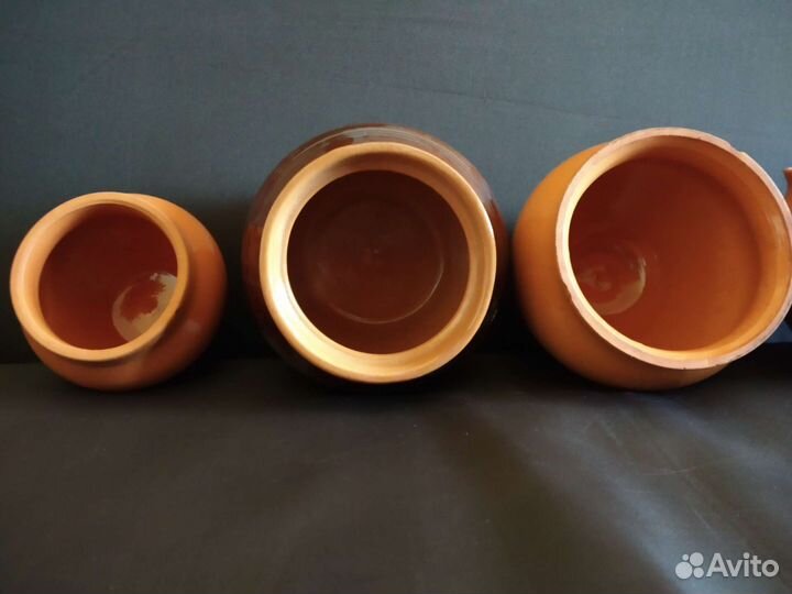 Глиняный горшок