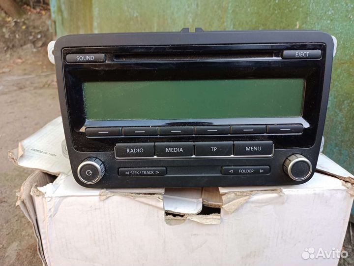 Магнитола на volkswagen jetta