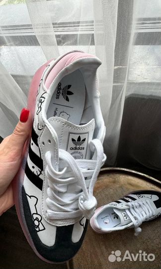 Кроссовки Adidas hello kitty