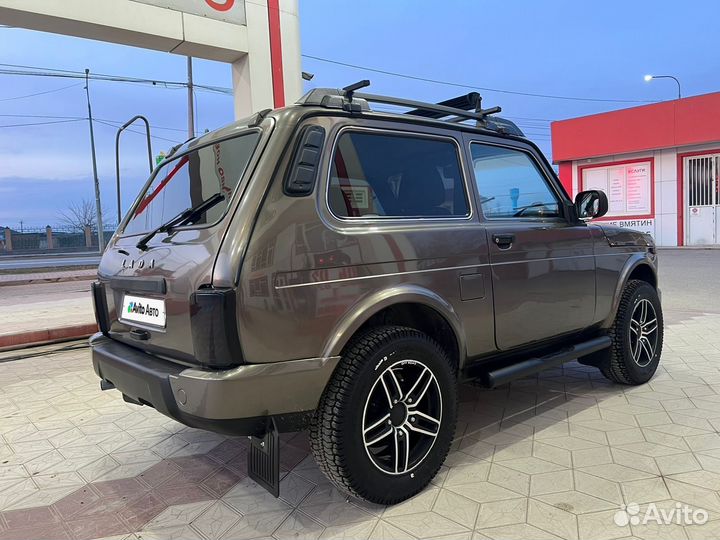 LADA 4x4 (Нива) 1.7 МТ, 2017, 108 000 км