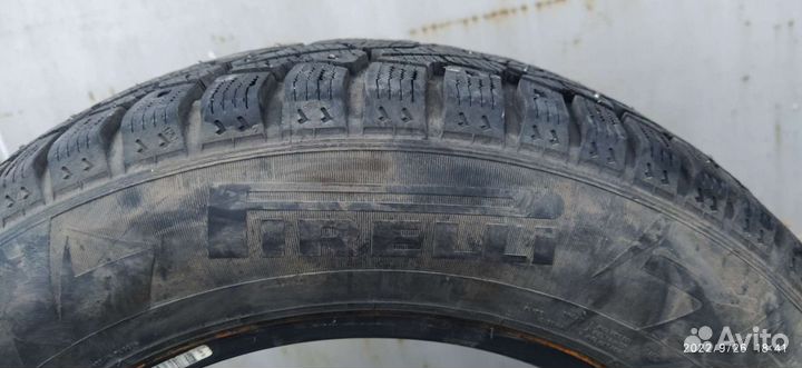 Pirelli Ice Zero 185/65 R15 92T