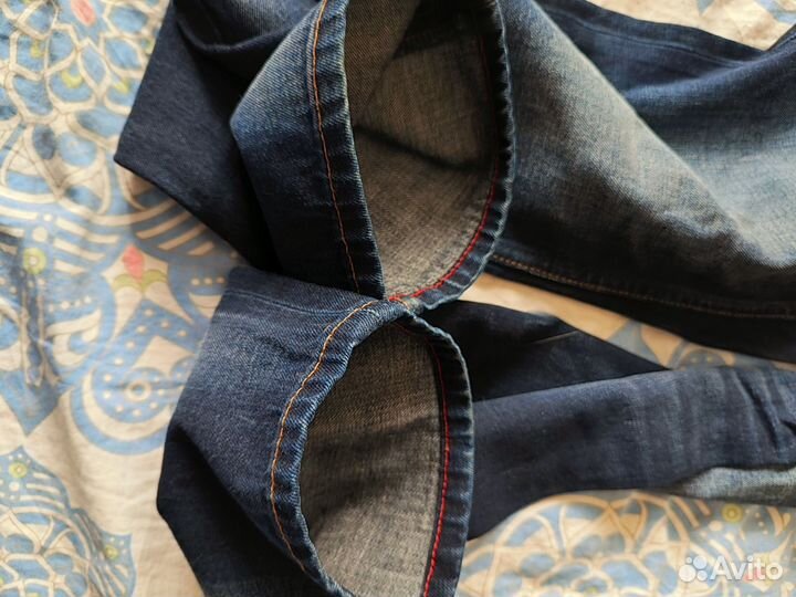 Продам мужские джинсы 31/32