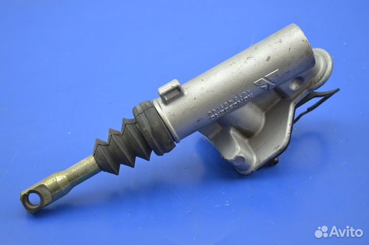 Главный цилиндр сцепления scania R-series (01.04)