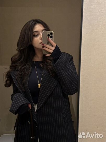 Пальто женское в полоску