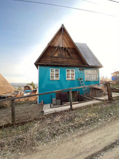 Дом 42 м² на участке 5 сот.