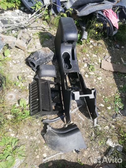 Пластик Джили Эмгранд EC-7