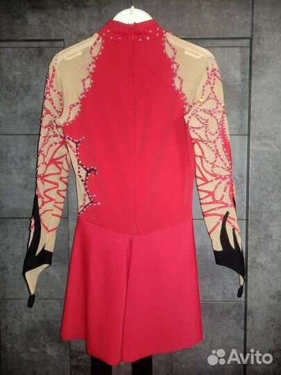 Костюм для фигурного катания