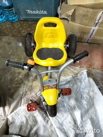 Трехколесный велосипед