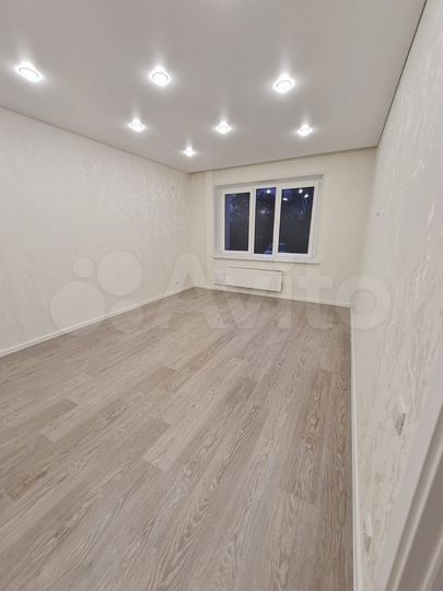 1-к. квартира, 37,1 м², 1/10 эт.