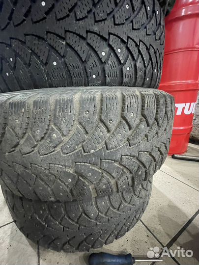 Nokian Tyres Hakkapeliitta R5 SUV 205/55 R16 94