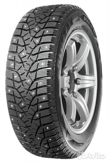 Bridgestone Blizzak Spike-02 SUV 215/70 R16