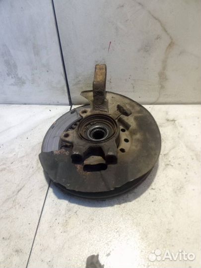 Кулак передний правый LADA Priora 2010 priora