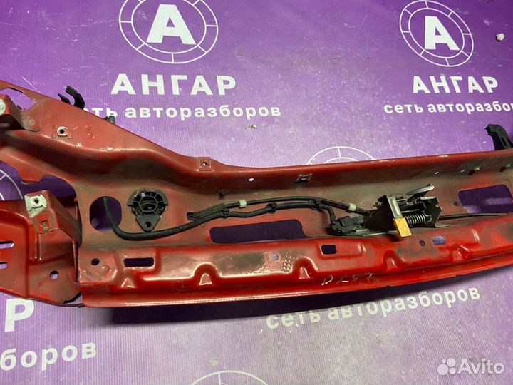 Рамка радиатора передняя D257 Volvo S40 2009