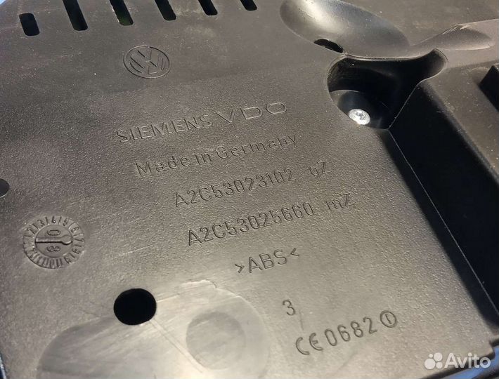 Панель приборов Volkswagen Tiguan 2008г