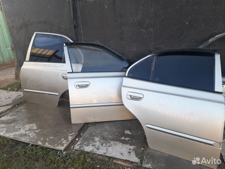 Двери на hyundai акцент бу