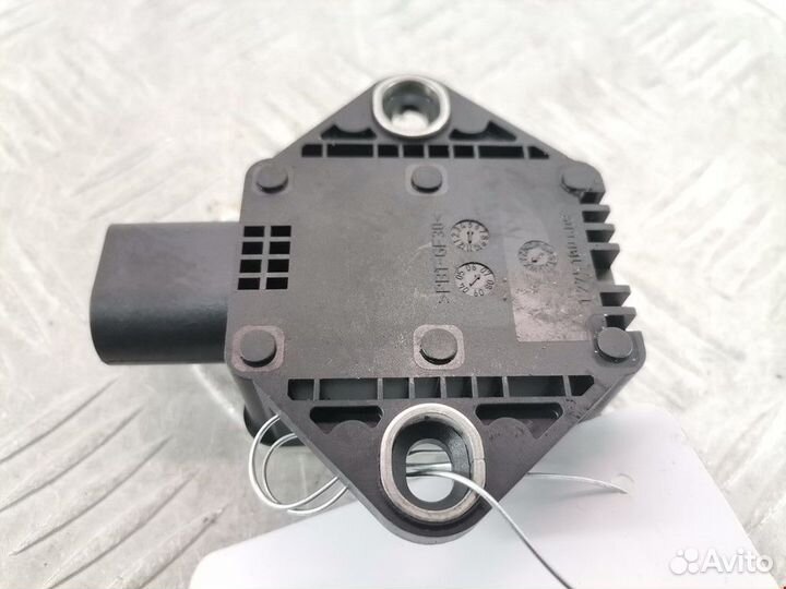 Датчик ускорения Audi A6 4F/C6 2008 4F0907637A