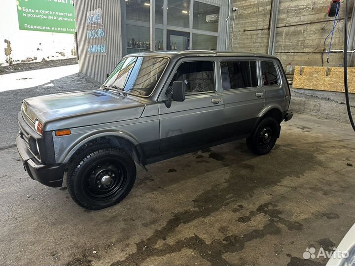 LADA 4x4 (Нива) 1.7 МТ, 2009, 253 000 км